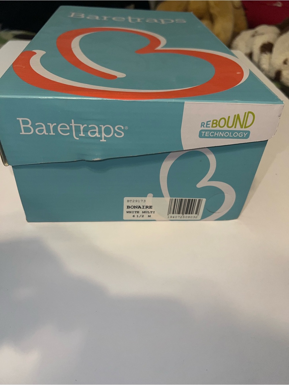 BareTraps White Multi Bonaire Flats Box Only